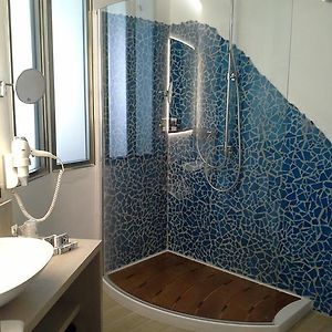 Standard Family Suite
